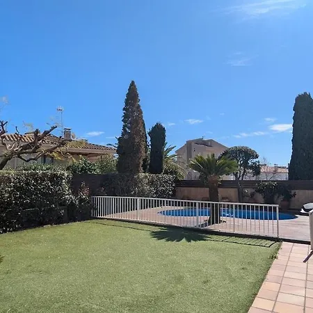 بيت للعطل Evh128 House With Pool *